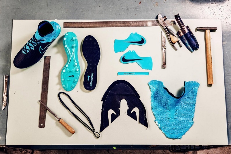 Ποιό από τα νέα παπούτσια του Σάντσες τα «σπάει» περισσότερο; (photos&poll)