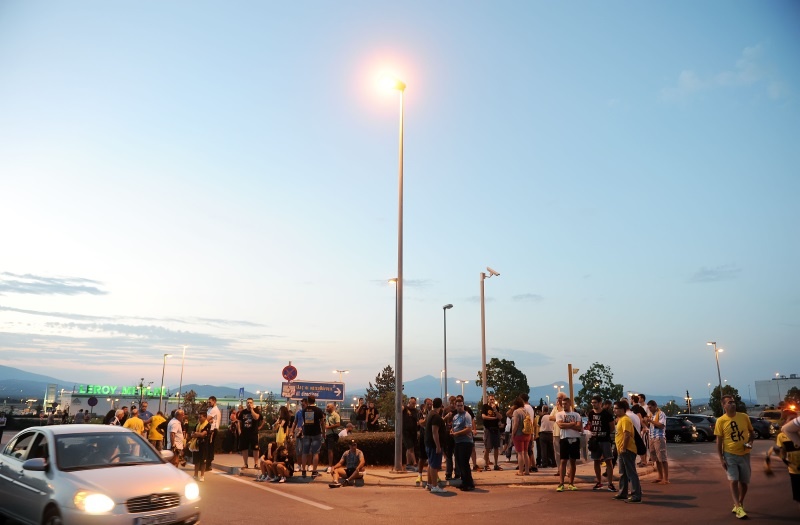 Έφτασε και αποθεώθηκε ο Μπουονανότε! (photos)