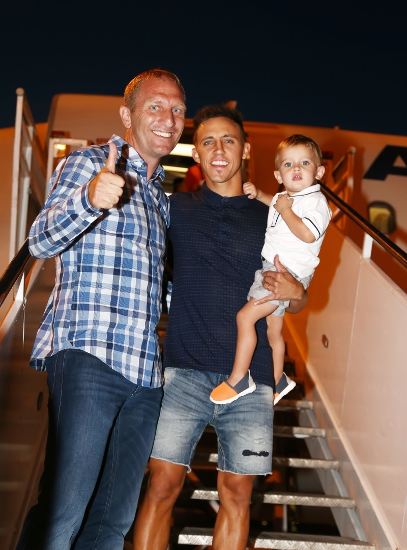 Έφτασε και αποθεώθηκε ο Μπουονανότε! (photos)