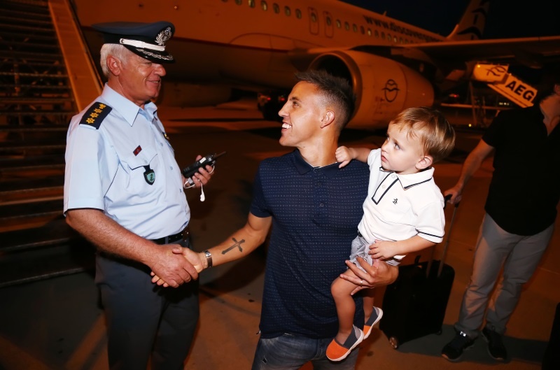 Έφτασε και αποθεώθηκε ο Μπουονανότε! (photos)