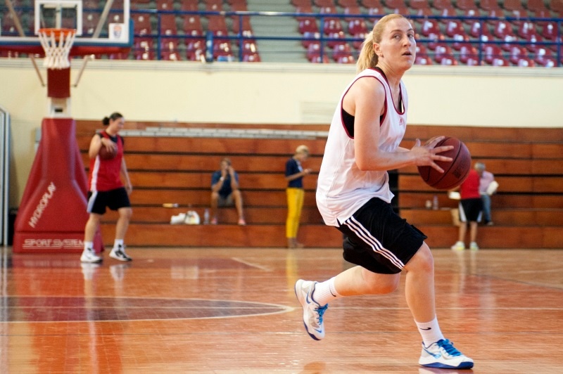 Ολυμπιακός: «Ποδαρικό» για το μπάσκετ γυναικών! (photos)