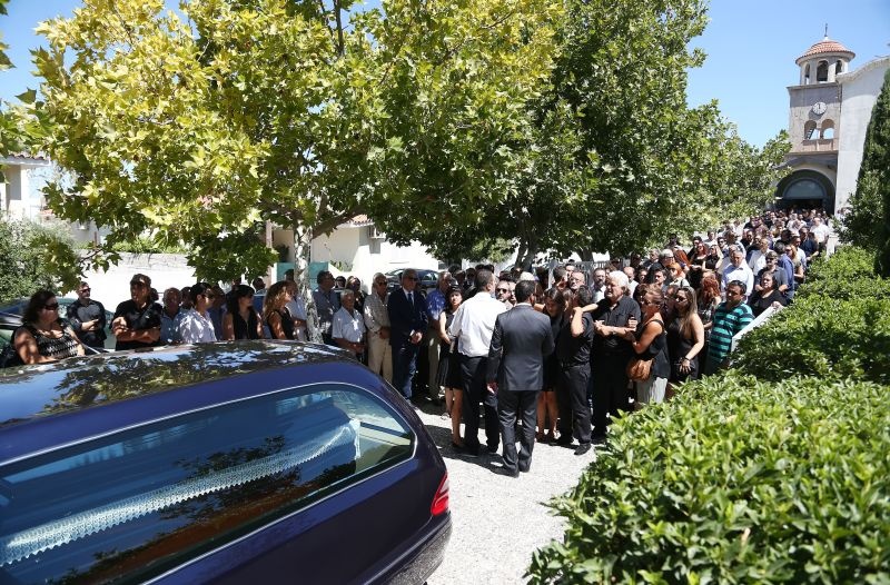 Το τελευταίο αντίο στον Γιάννη Ξενάκη (photos)