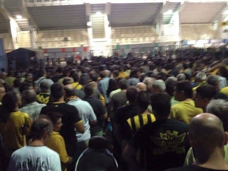 Κιτρινόμαυρο το ΟΑΚΑ! (photos&video)