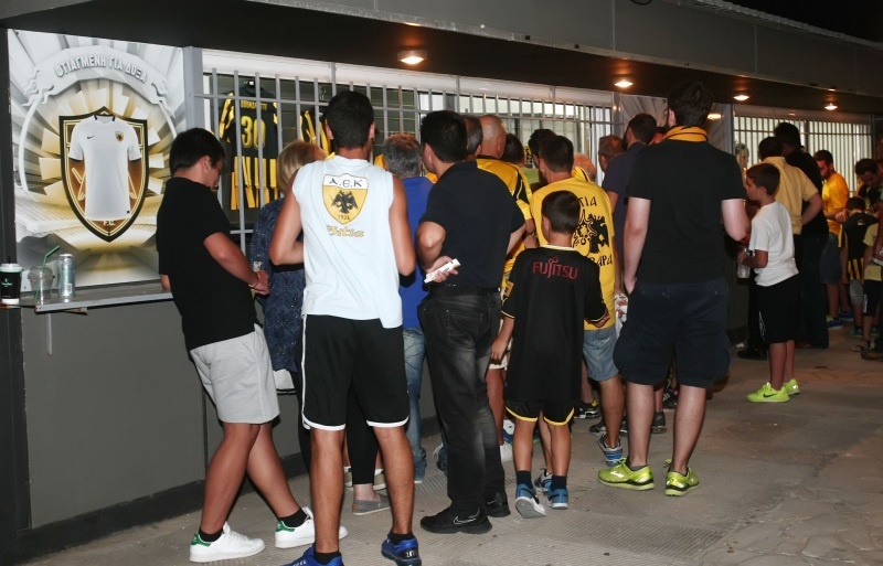 Κιτρινόμαυρο το ΟΑΚΑ! (photos&video)