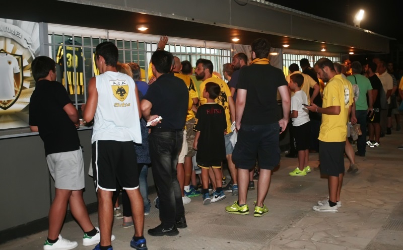 Κιτρινόμαυρο το ΟΑΚΑ! (photos&video)