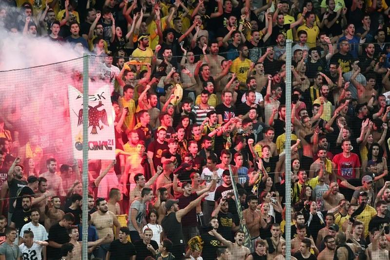 «Δικέφαλε θα τρελαθώ» (videos+photos)