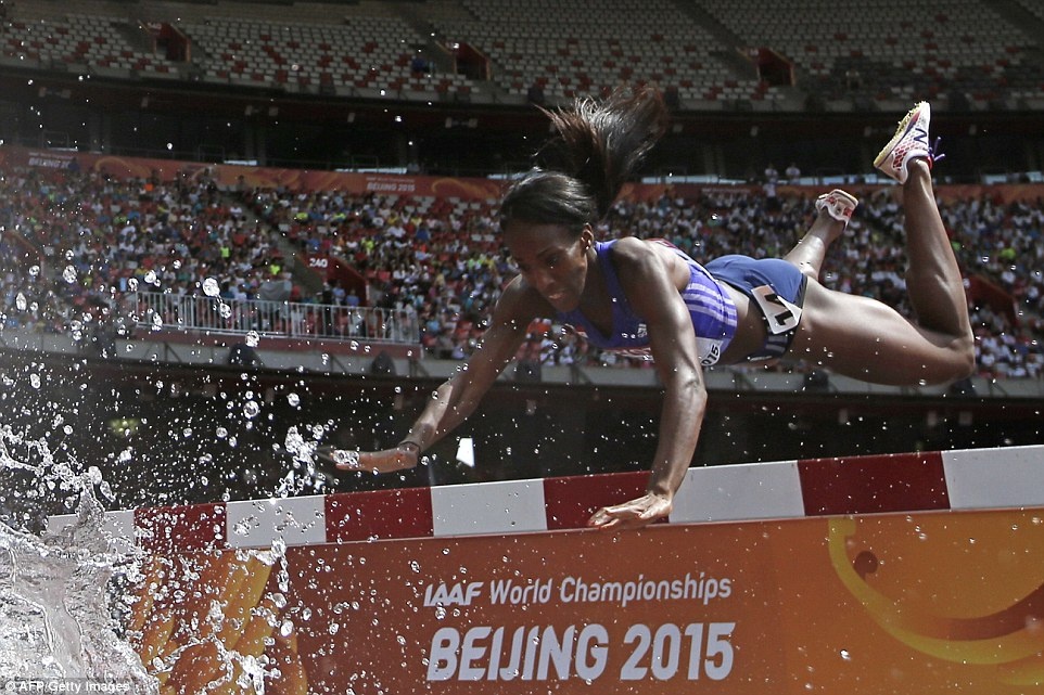 Η τούμπα του αιώνα στον στίβο! (photos)