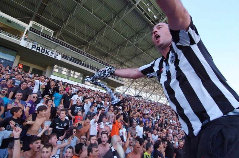 Τρέλανε και τον παππά-ΠΑΟΚ ο Μπερμπάτοφ! (photos)