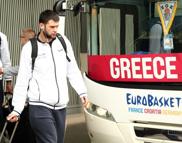 Ελλάδα: Στην Γαλλία η Εθνική (photos)