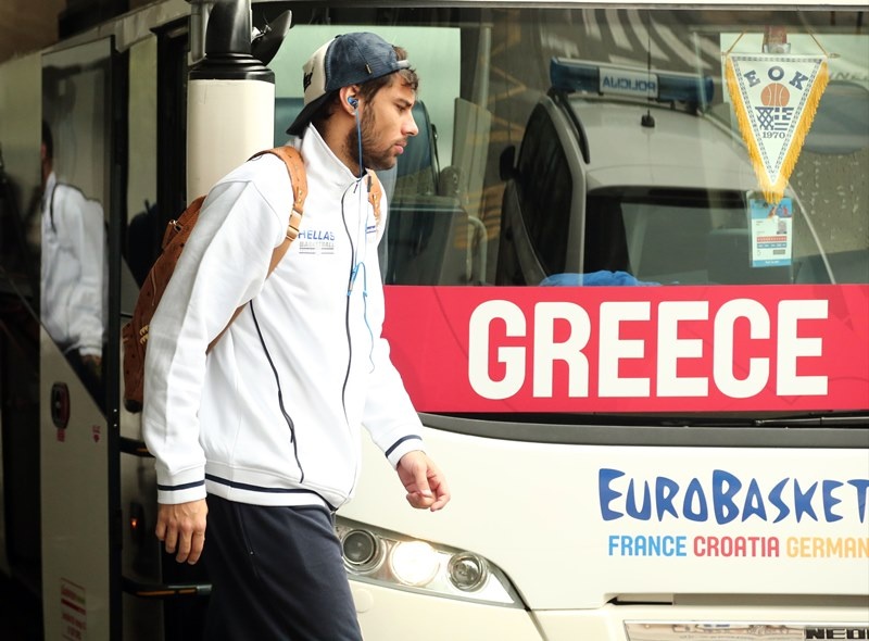 Ελλάδα: Στην Γαλλία η Εθνική (photos)