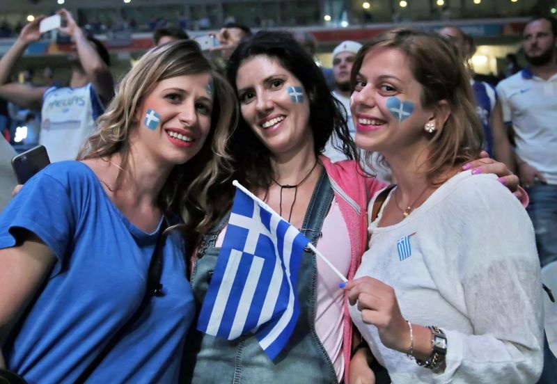 «Οικογένεια» και στη Γαλλία (photos)