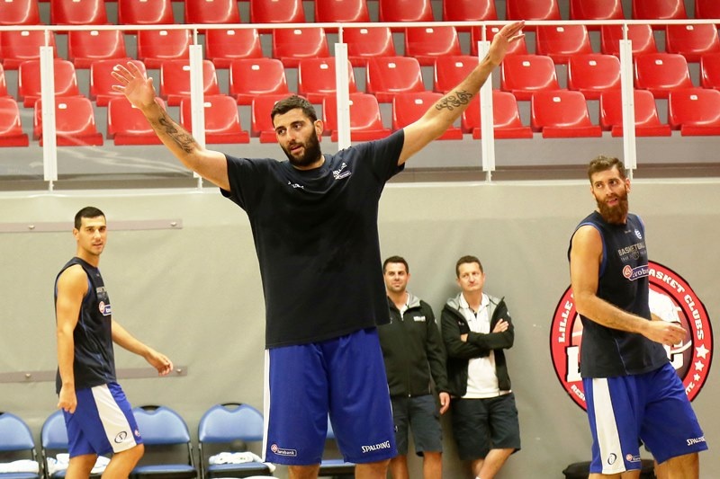 Γροθιά για την πρόκριση (photos)