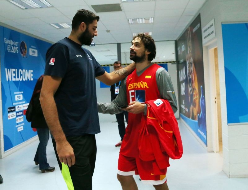 Τα «πηγαδάκια» Ελλήνων-Ισπανών (photos)