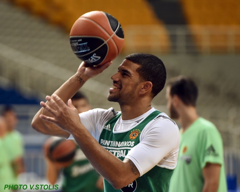 Η πρώτη… πράσινη του Φελντέιν! (photos)