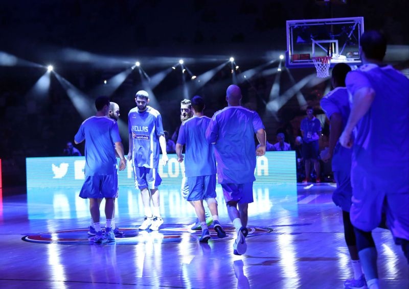 Μια «γροθιά» κόντρα στην Ισπανία! (photos)
