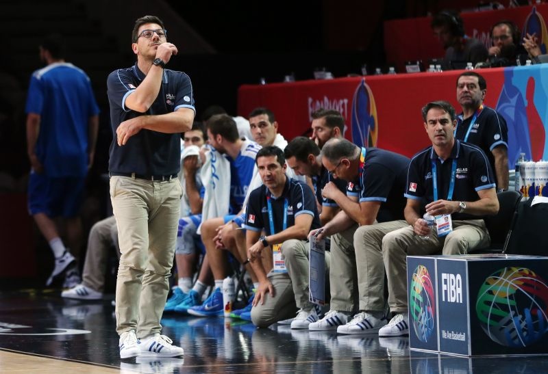 Το contrast του Κατσικάρη (photos)