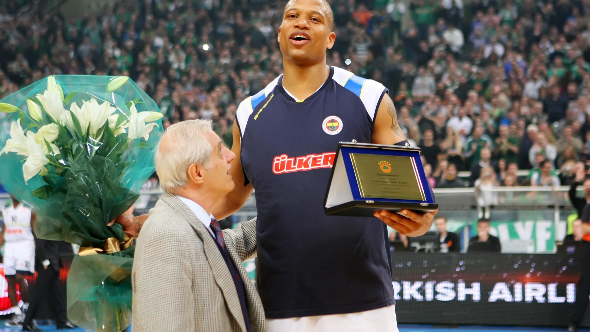 Παύλος ο... Μέγας! (photos)