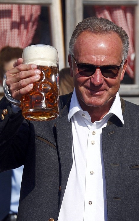 Ο «Λέβα», ο πότης Βιδάλ και το λαμπρό Oktoberfest της Μπάγερν! (photos)