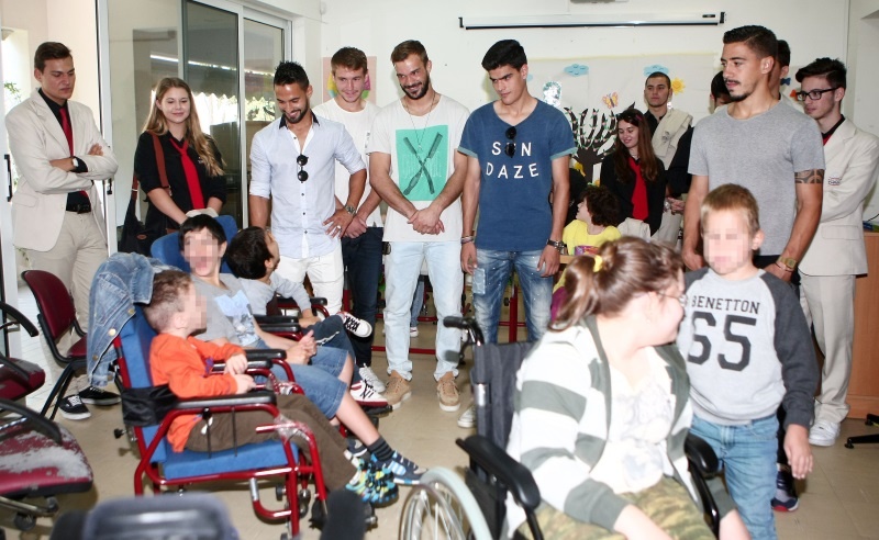 Μοίρασε χαμόγελα στο ΚΑΣΠ η ΑΕΚ! (photos)