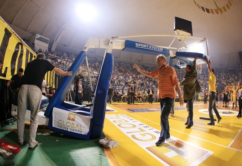 Έχεις τρελαθεί ρε Χάγκινς;;; (video+photos)