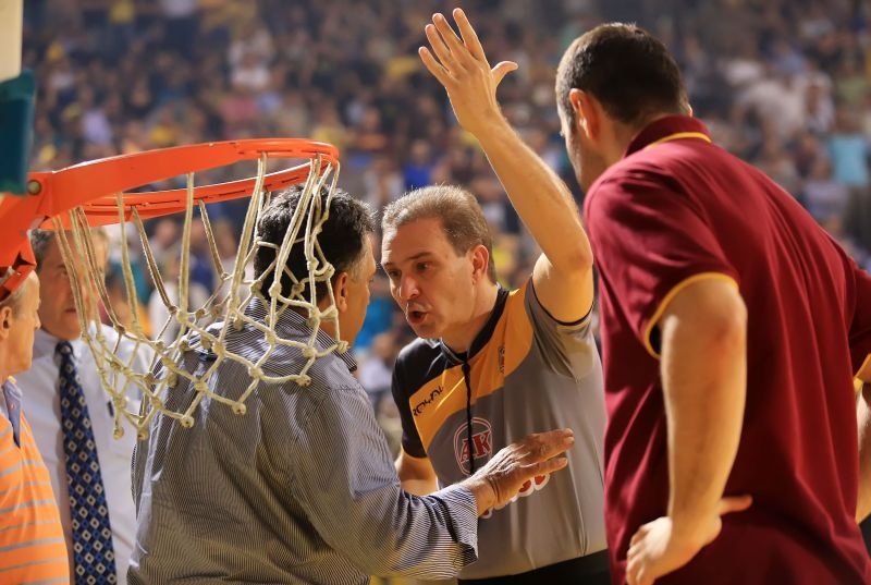 Έχεις τρελαθεί ρε Χάγκινς;;; (video+photos)
