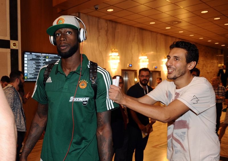 «Γκρεμίστηκε» το Caravel για τον Παναθηναϊκό (Photos)