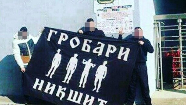 Αλβανία-Σερβία: Στο Ελμπασάν οι Grobari!!! (photo)