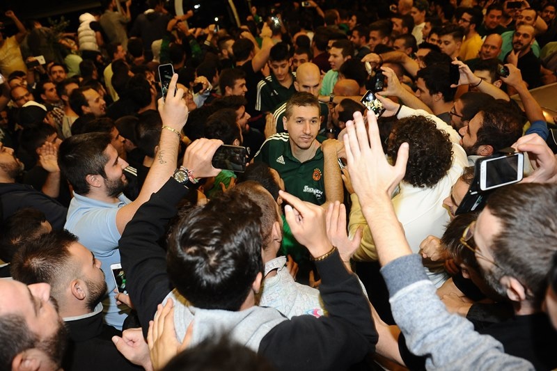 Από το Κάραβελ στο... Κάραβελ! (photos)