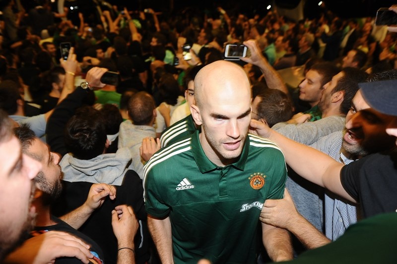 Από το Κάραβελ στο... Κάραβελ! (photos)