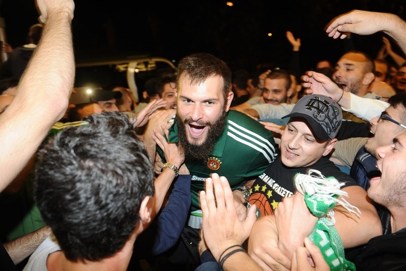 Από το Κάραβελ στο... Κάραβελ! (photos)