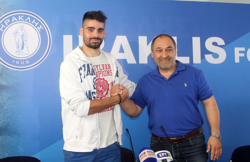 «Έδεσε» Λουκίνα ο Ηρακλής (photos)