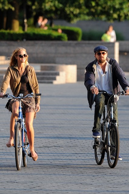 ΟΛΑ τα μωρά που έχει... πάρει ο  Ντι Κάπριο! (photos)