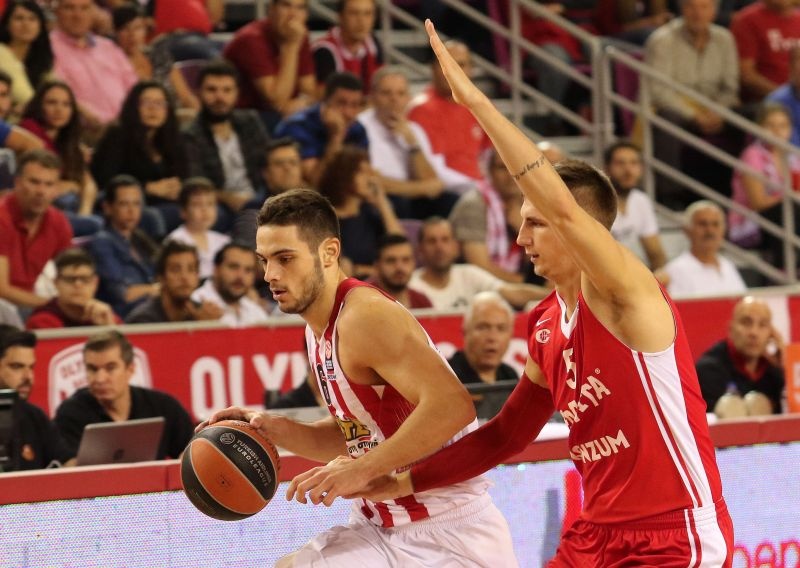 Ολυμπιακός – Τσεντεβίτα: «Κλικ» από τα «Δυο Αοράκια» (photos)