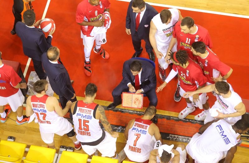 Ολυμπιακός – Τσεντεβίτα: «Κλικ» από τα «Δυο Αοράκια» (photos)