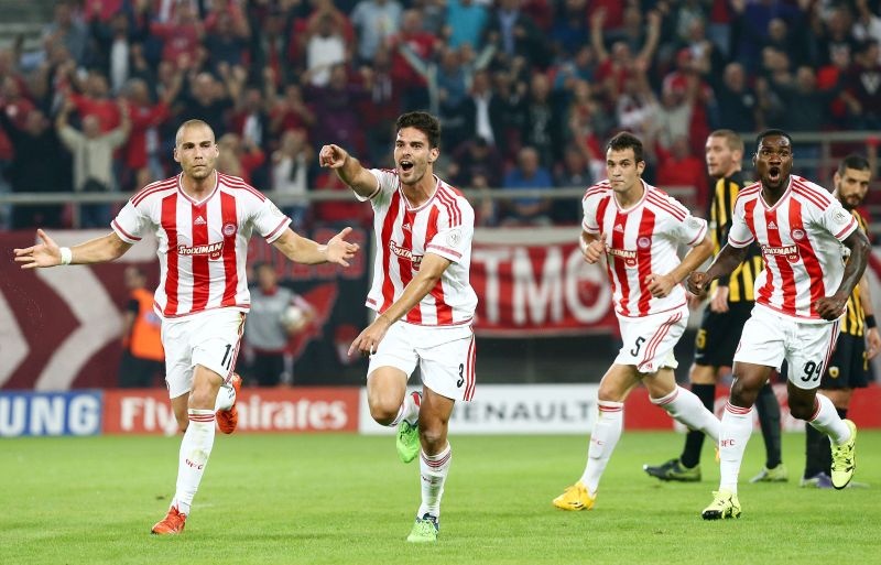 Ολυμπιακός – ΑΕΚ: «Τρελάθηκε» ο Μποτία (photos+video)