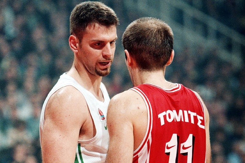 Μίλαν Τόμιτς: Επάγγελμα… μανουρατζής! (photos)