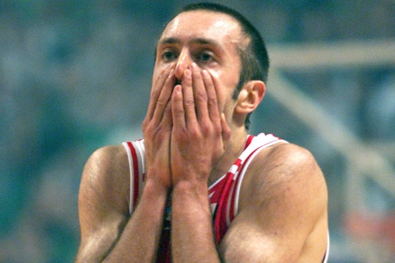 Μίλαν Τόμιτς: Επάγγελμα… μανουρατζής! (photos)