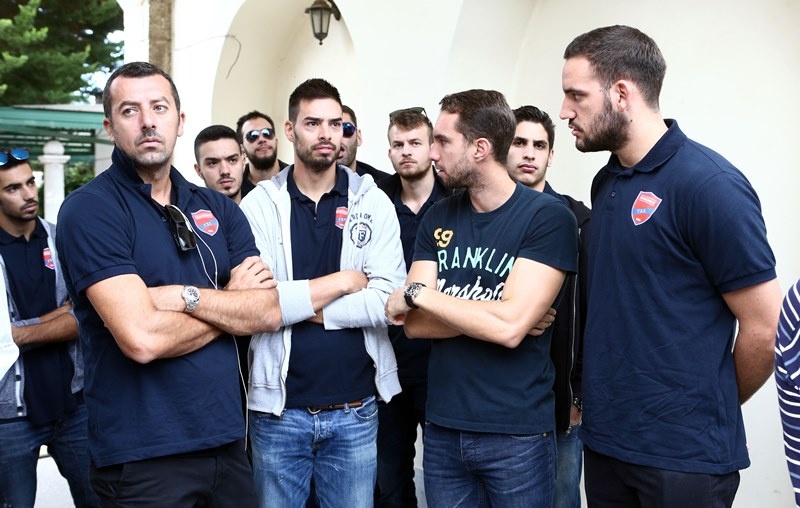 Το «τελευταίο αντίο» στον Μάκη Δενδρινό (photos)