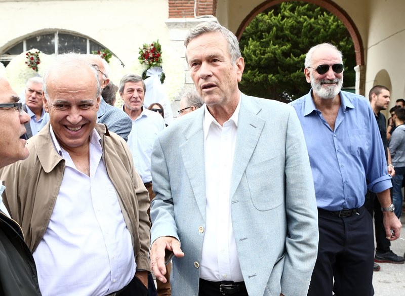 Το «τελευταίο αντίο» στον Μάκη Δενδρινό (photos)