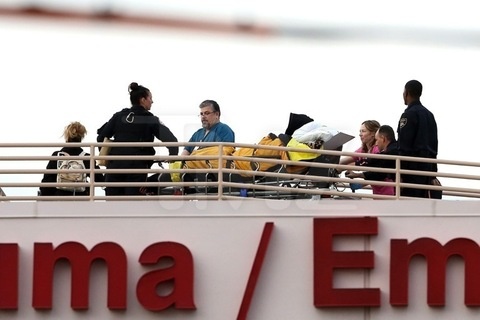 Μεταφέρθηκε διασωληνωμένος στο Λος Άντζελες ο Όντομ! (photos)