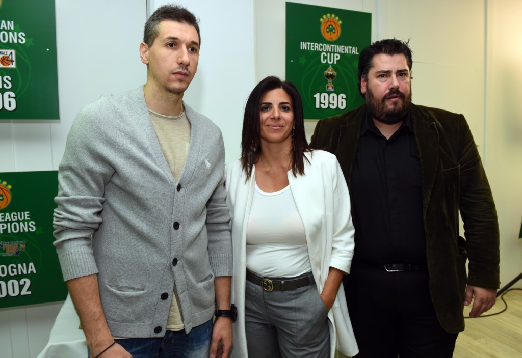 Η παρουσίαση της συλλεκτικής κονσόλας! (videos+photos)