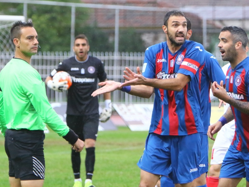 Ένταση στο Τρίκαλα-Κέρκυρα για ένα πέναλτι! (photos)