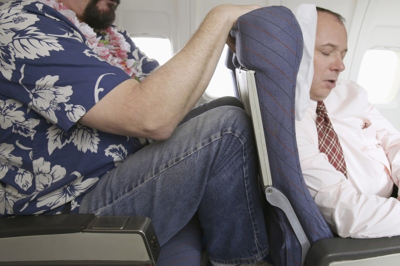 Δέκα τύποι που ΔΕΝ θες να κάθονται δίπλα σου στο αεροπλάνο