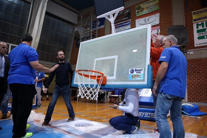 Έσπασε την μπασκέτα ο Κρουμπαλί! (photos)