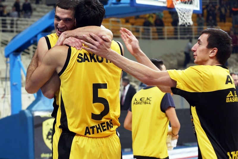 Ξέσπασαν στην ΑΕΚ! (photos)