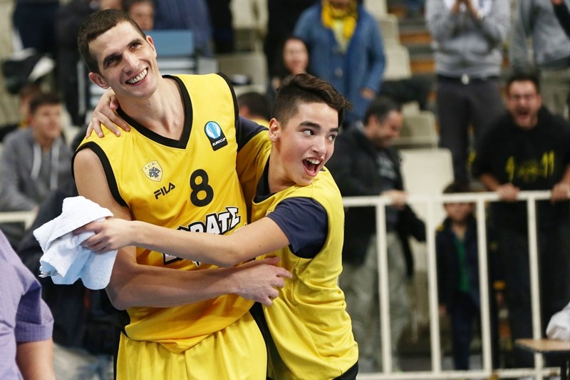 Ξέσπασαν στην ΑΕΚ! (photos)