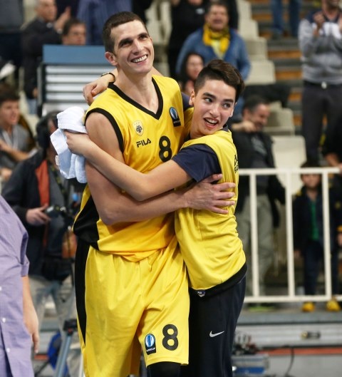 Ξέσπασαν στην ΑΕΚ! (photos)