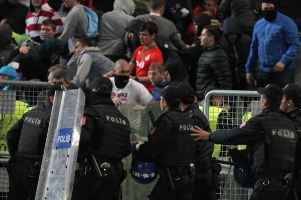 Απίστευτο ξύλο στην Τουρκία (photos)