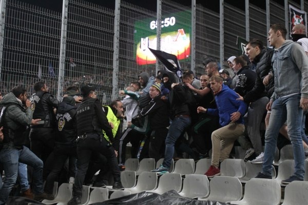 Απίστευτο ξύλο στην Τουρκία (photos)