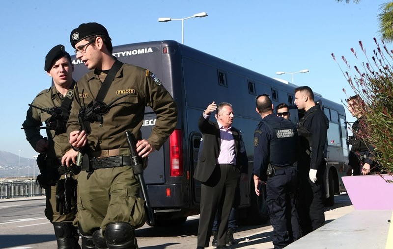 Συγκλονιστικές εικόνες από τα επεισόδια Σέρβων και Κροατών (photos)